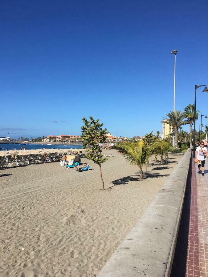 Apartamento En Playa Las Vistas - Torres Del Sol Arona  Exterior photo
